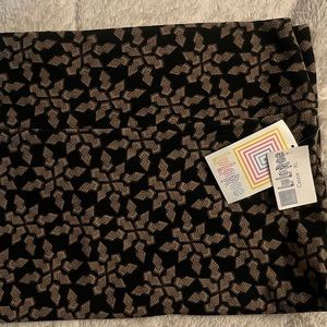 LulaRoe Cassie Skirt NWT size XL